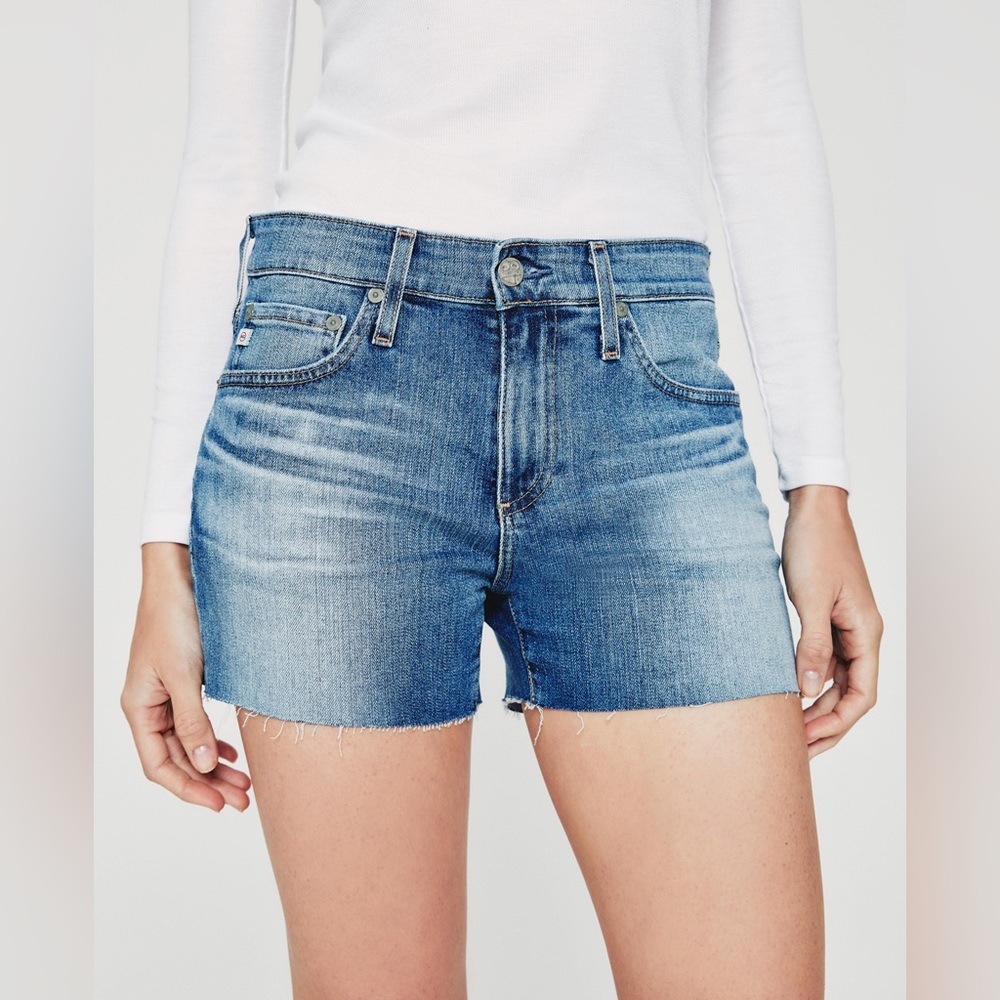 NWT AG Hailey Cut Off Ex Boyfriend Denim Shorts Medium Washed Blue Size 31